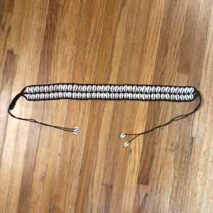 Women’s tie shell belt
